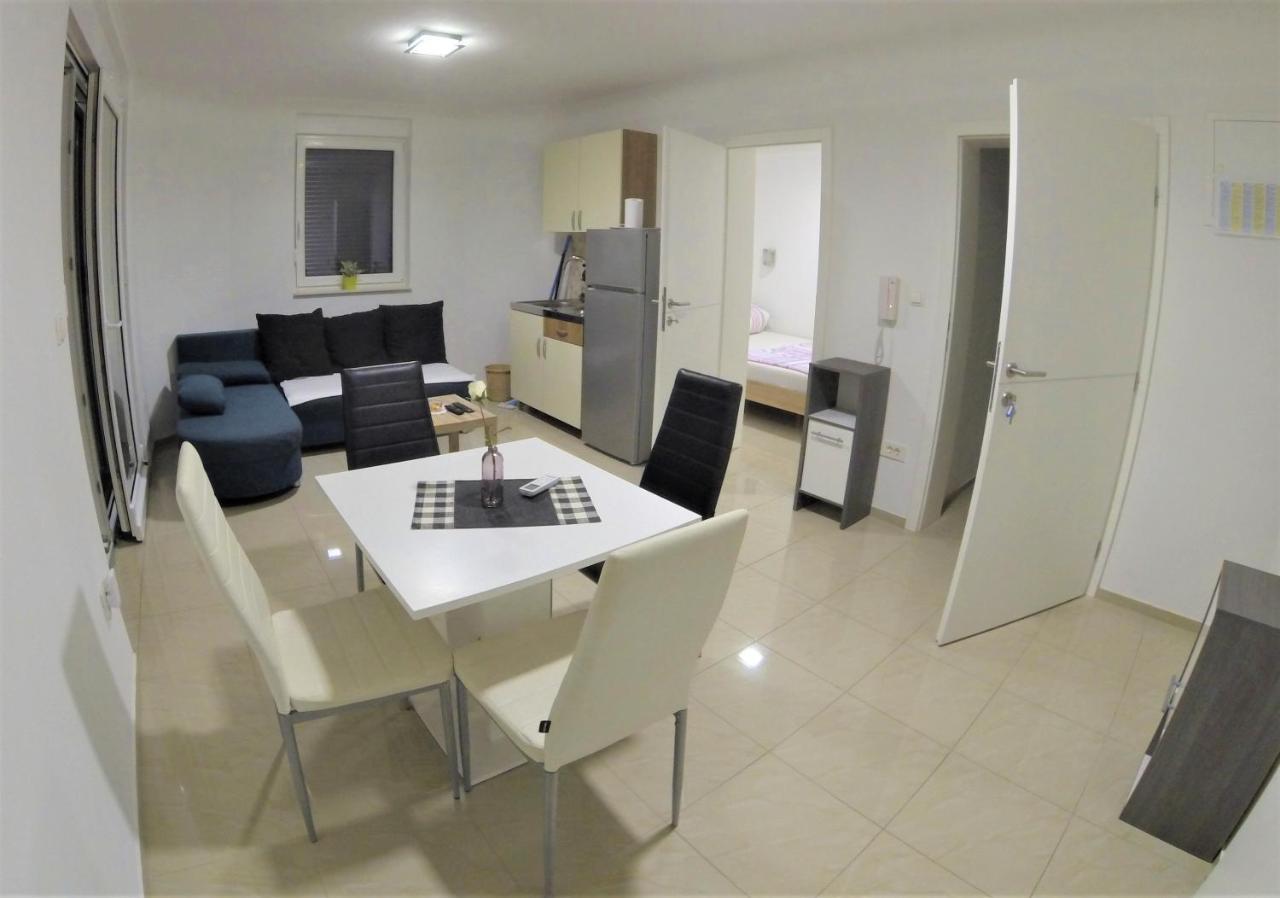 Apartmani Zaric 말린스카 외부 사진