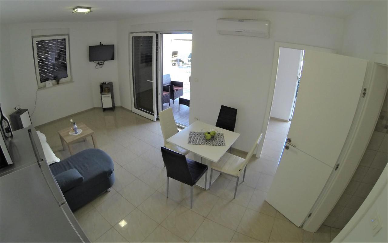 Apartmani Zaric 말린스카 외부 사진